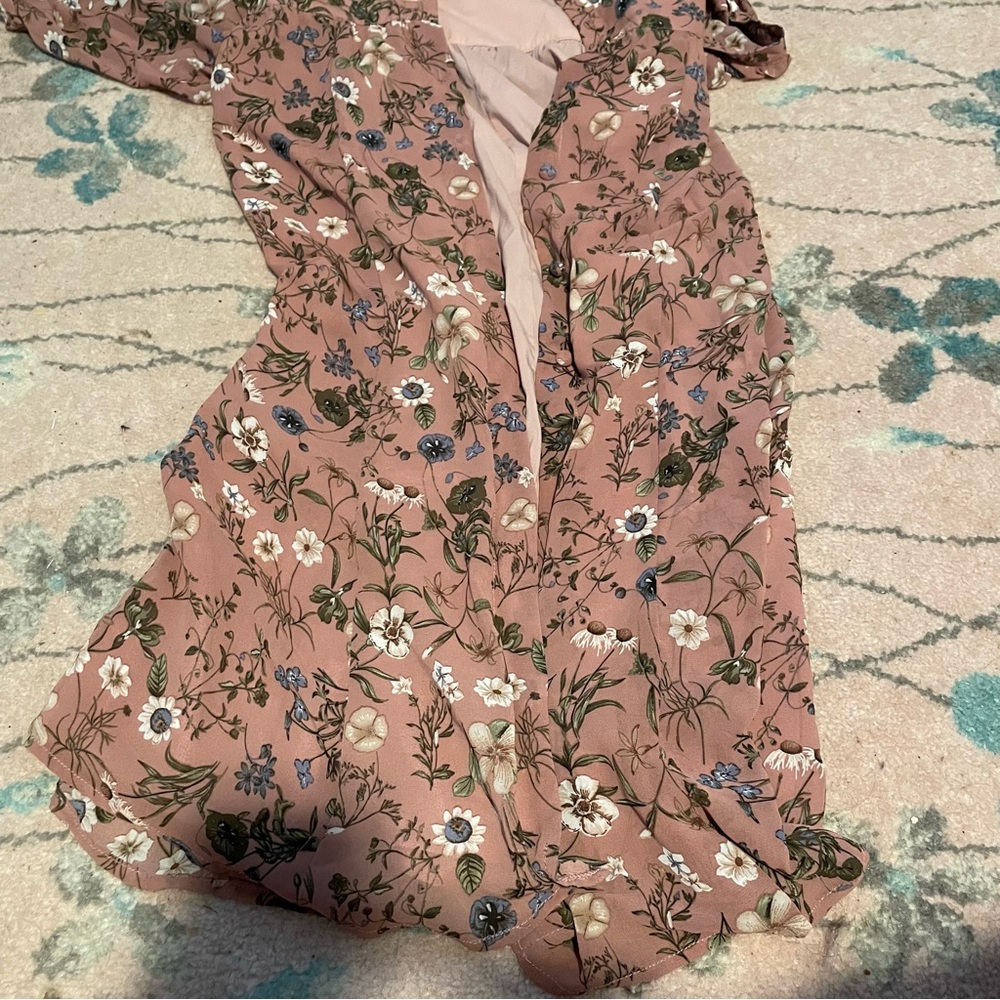 Rihoas Pink and multi-coloured floral cover up with a flattering fit - Picture 3 of 8